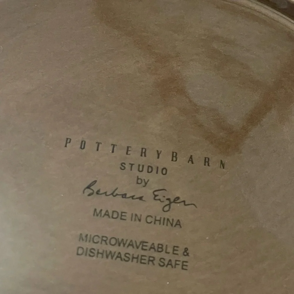 Pottery Barn Set of 3 Dinner round Plate 10 3/4” Brown/ Cream